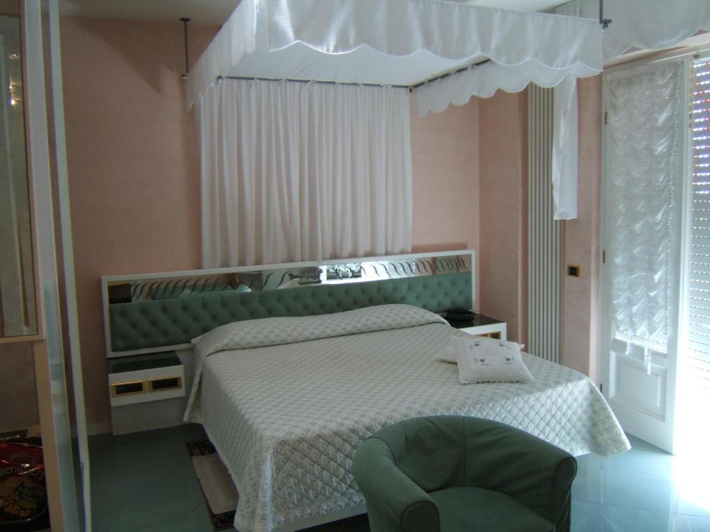 Hotel Matilde Marina di Massa Værelse billede