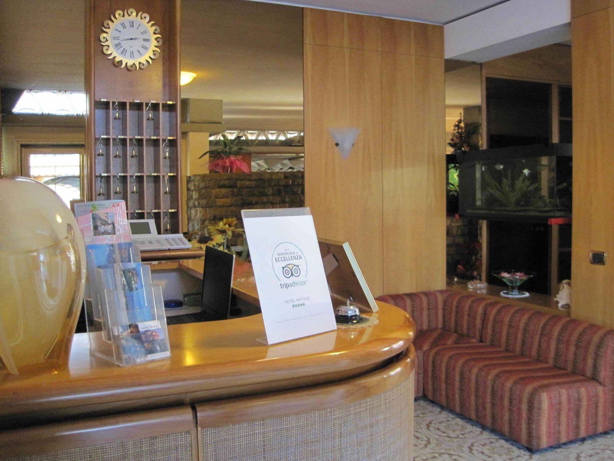 Hotel Matilde Marina di Massa Eksteriør billede